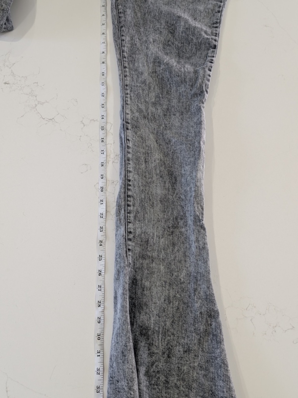 Retrofete Presley Flare Jeans Size 29 Acid Grey Frayed Raw Hem Mid Rise Italy - Picture 11 of 13